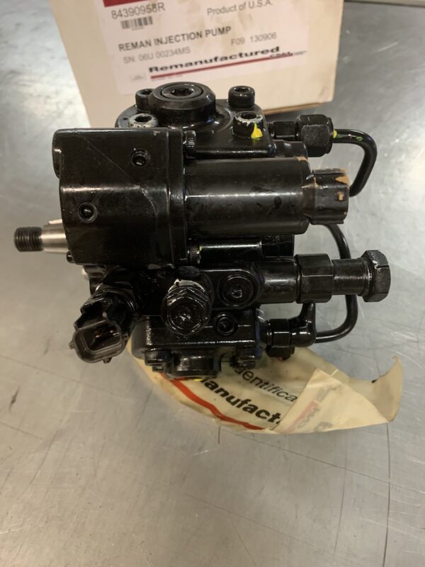 CASE CX fuel pump